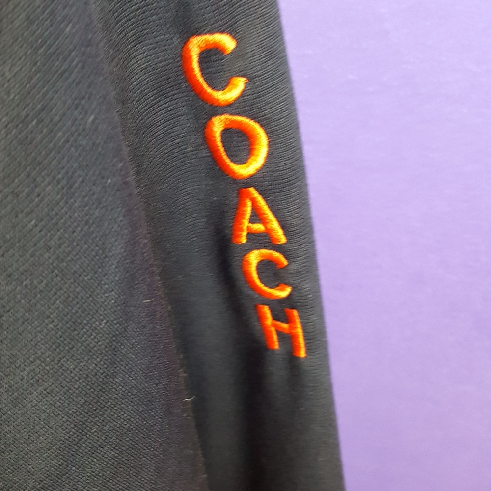 Hooded sweatshirt - Picture 4 of 6